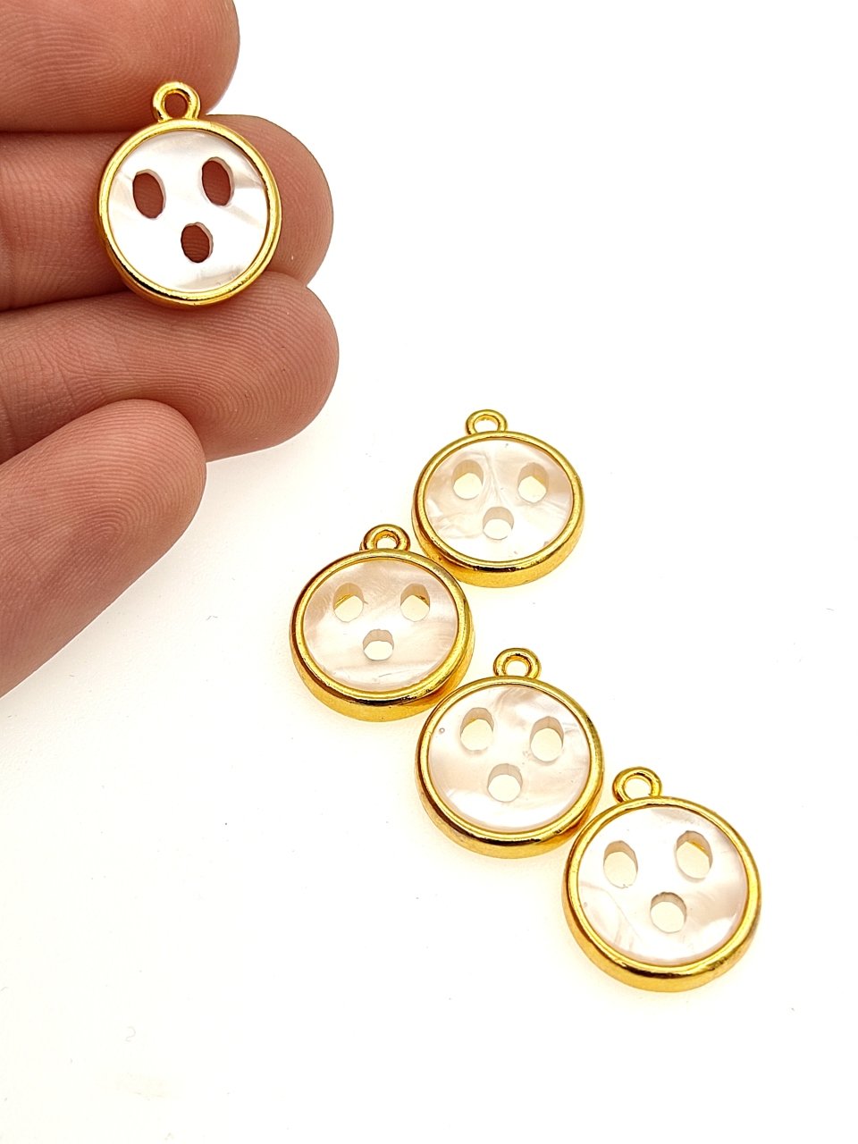 Altın Kaplama Sedef Emoji Sallantı