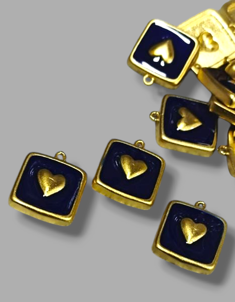 Çerçeve İçinde Kalp Pirinç Üzeri Mat Altın Lacivert