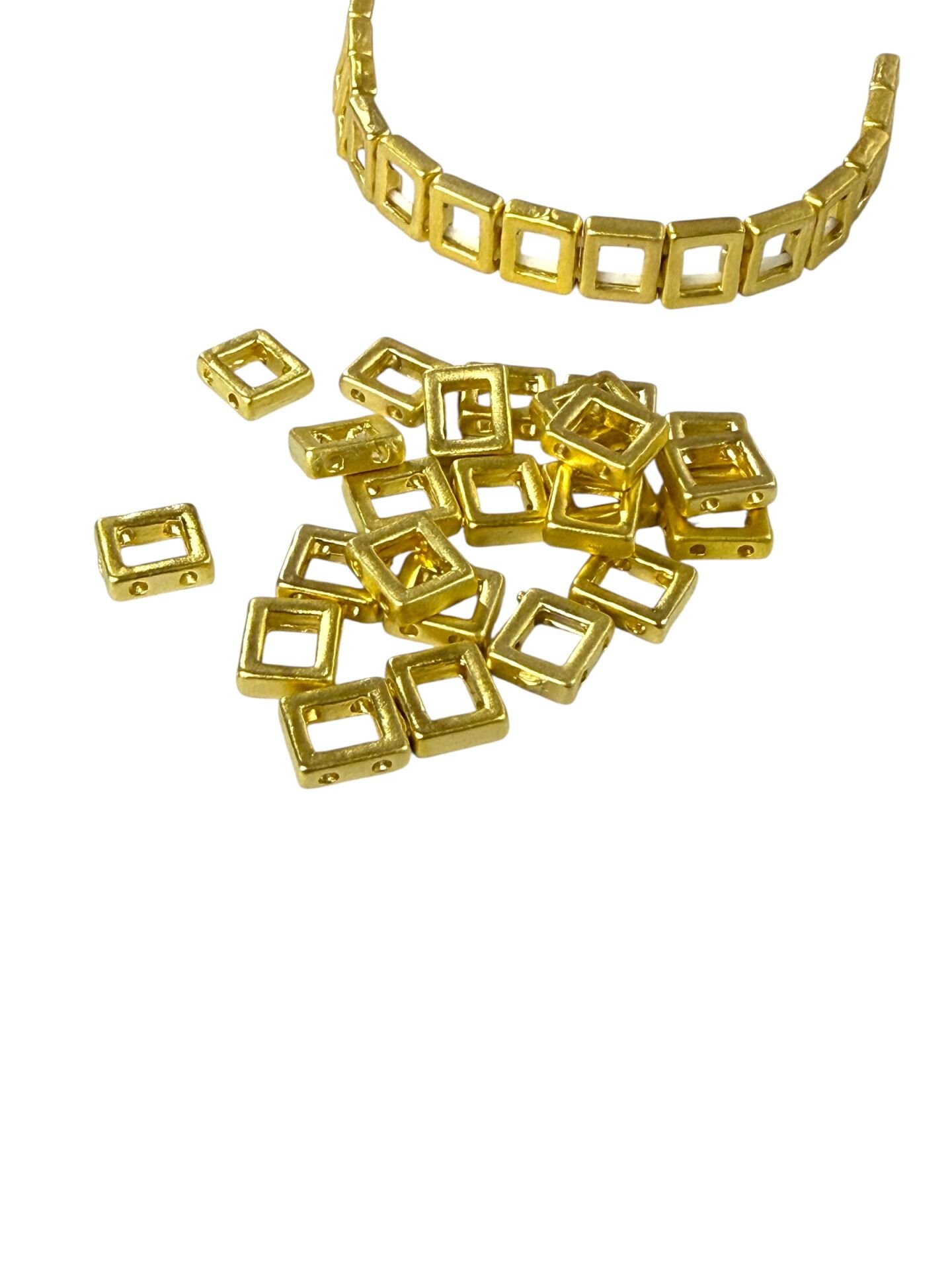 Altın Kaplama İçi Boş Kare Bileklik Malzemesi