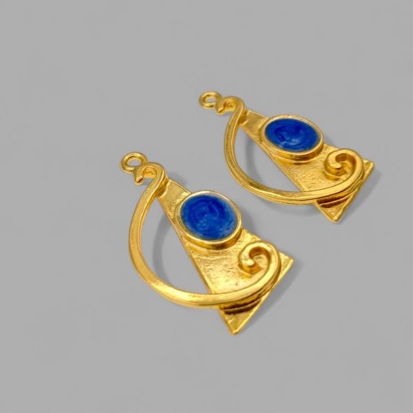 Madalyon Kolye Ucu Antik Mat Altın Mavi