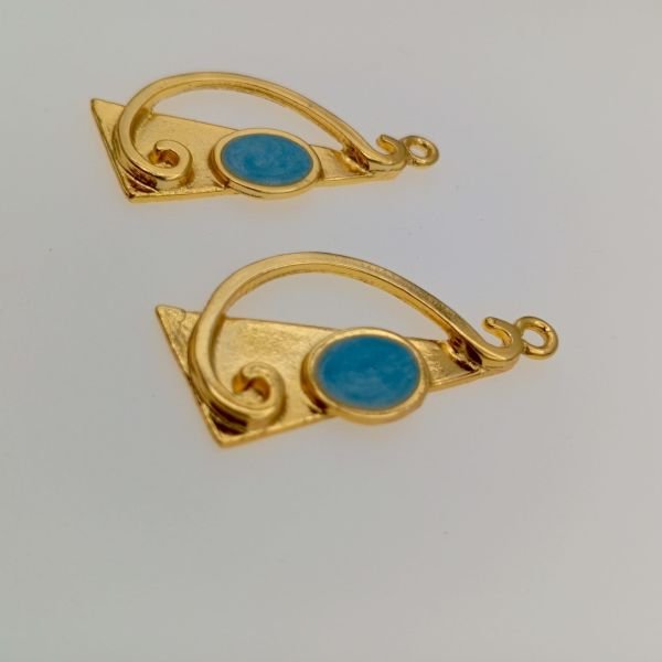 Madalyon Kolye Ucu Antik Mat Altın Açık Mavi