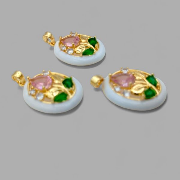 Çerçeve İçinde Taşlı Çiçek