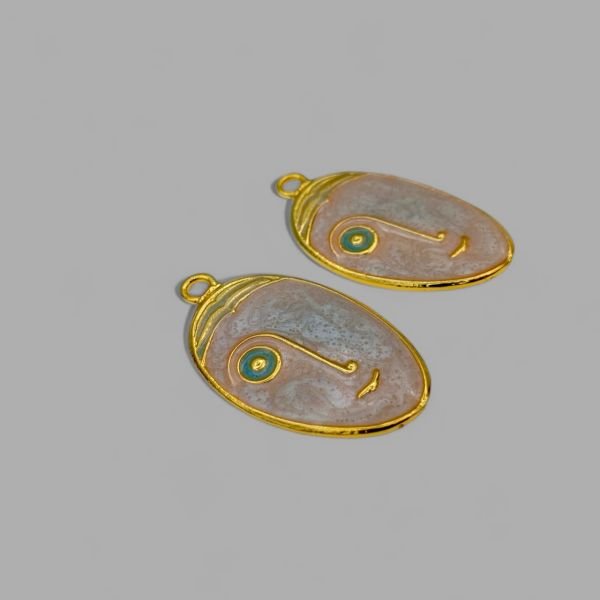 Oval Mask Kolye Ucu Krem