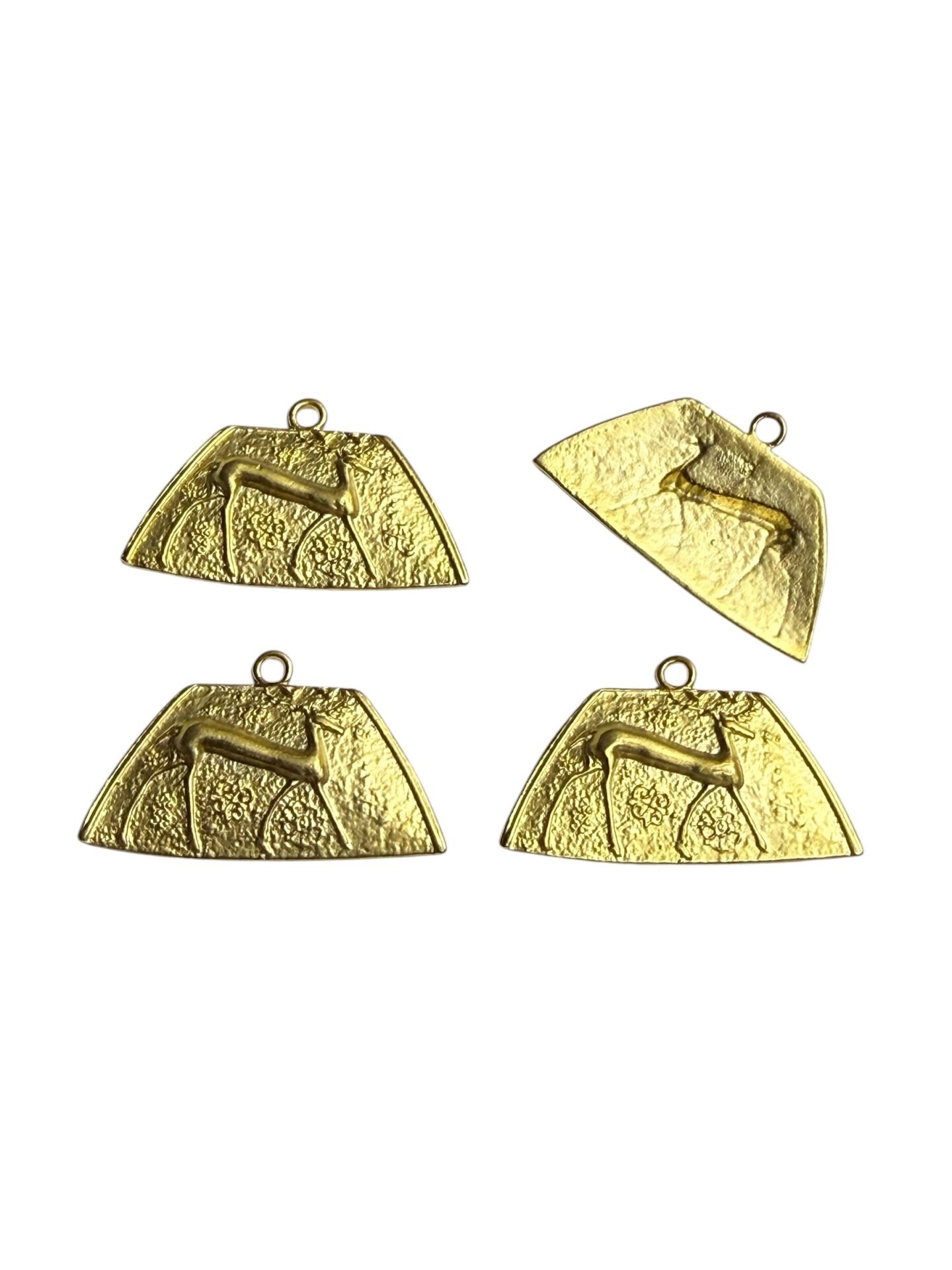 Mat Altın Kaplama Antik Geyik Sallantı