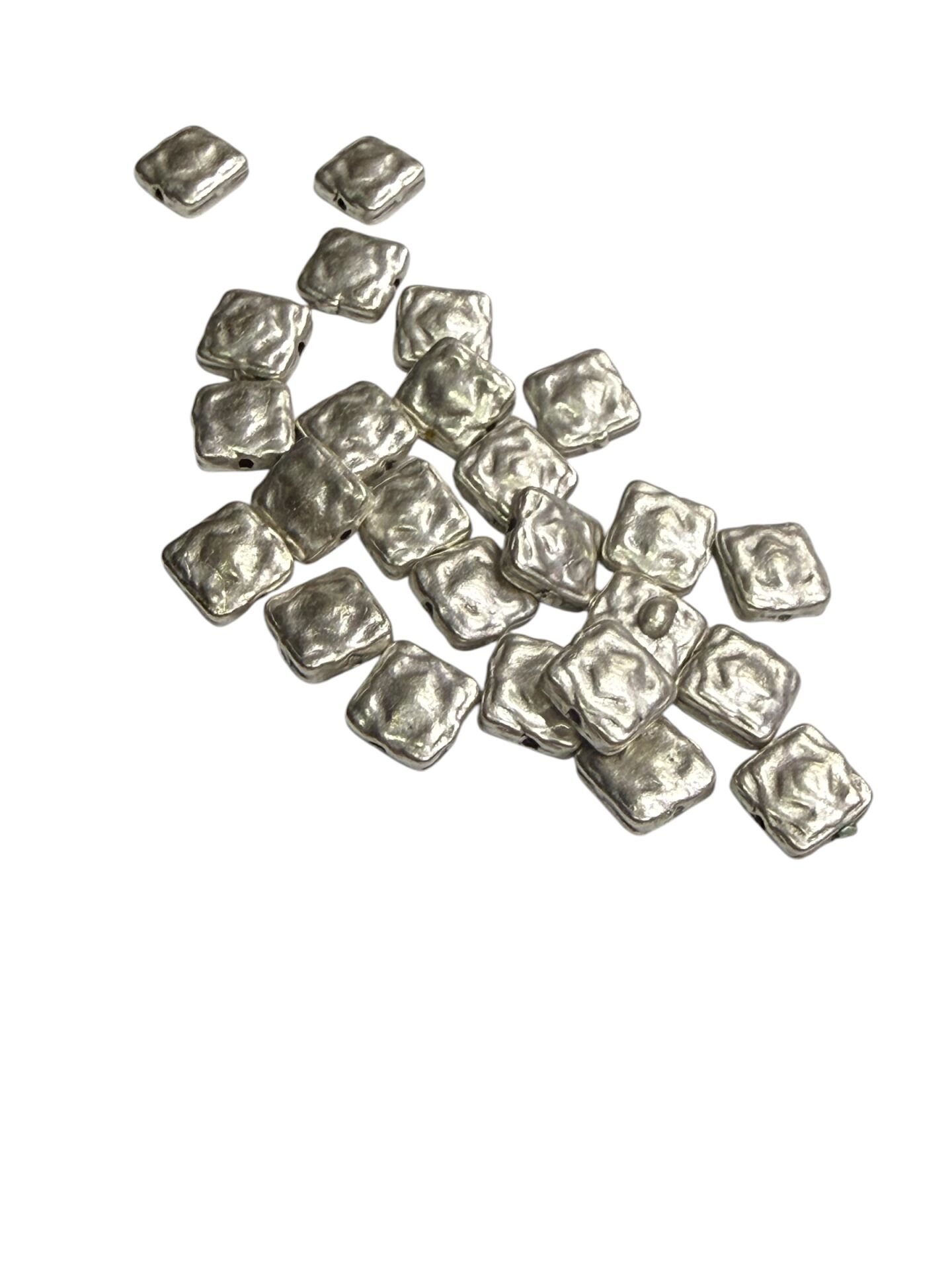 Gümüş Kaplama Desenli Kare Bileklik Malzemesi