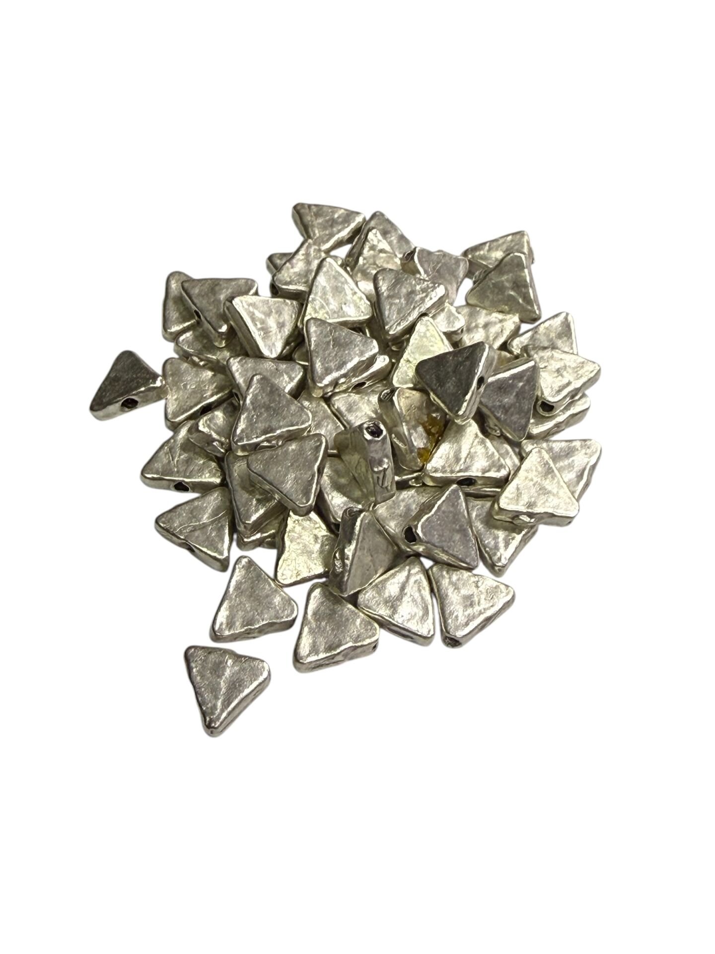 Gümüş Kaplama Dövme Desenli Üçgen Bileklik Malzemesi