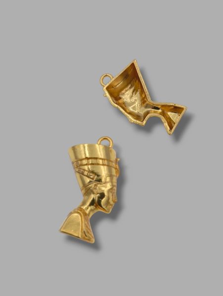 Garantili ve Alerji Yapmaz Altın Kaplama Nefertiti Sallantı