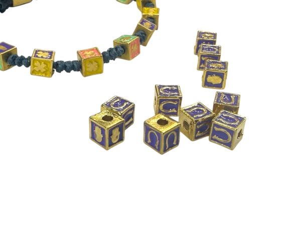 Mat Altın Kaplama Mineli Şans Küpleri (Mor)