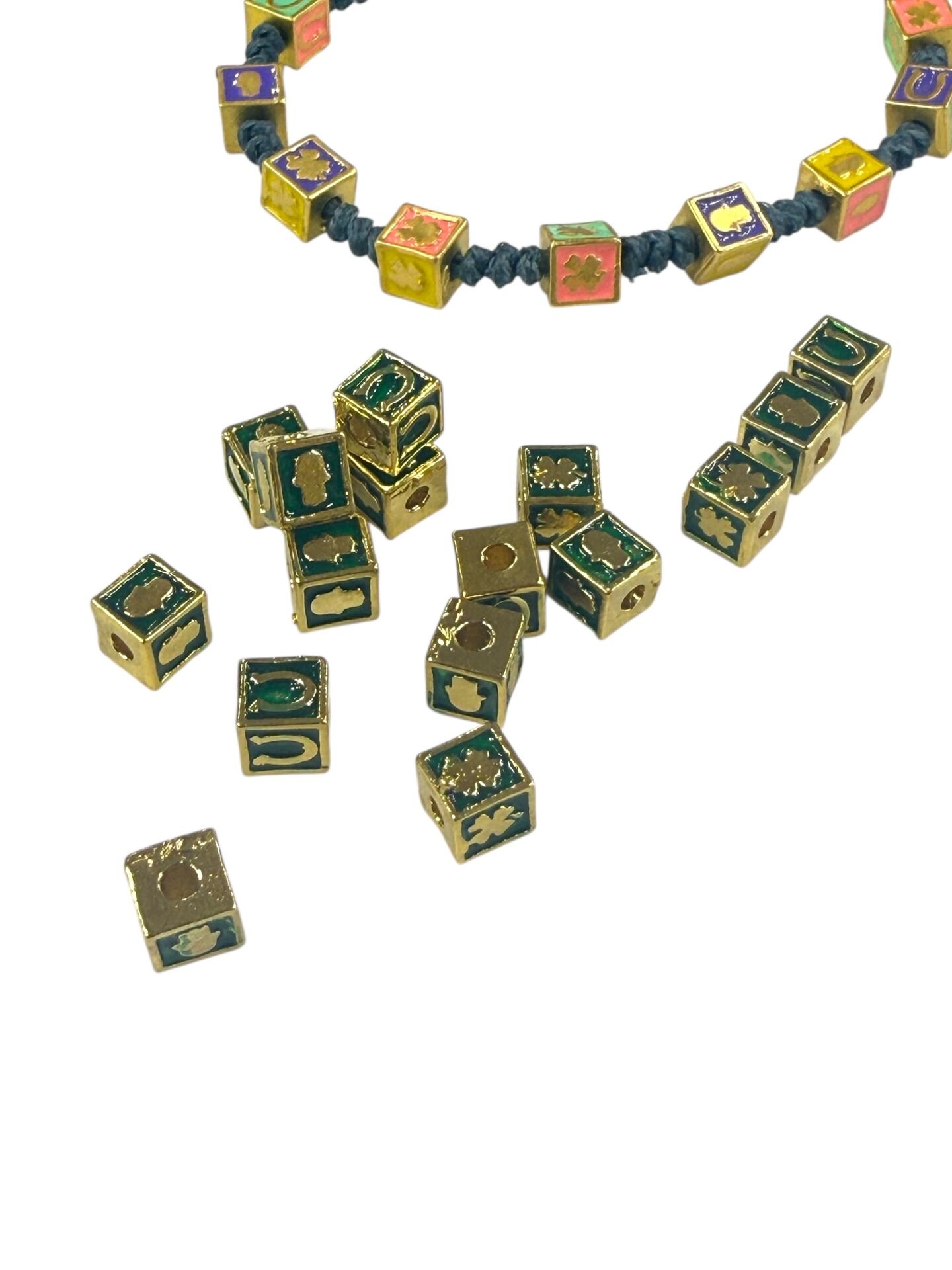 Mat Altın Kaplama Mineli Şans Küpleri (Yeşil)