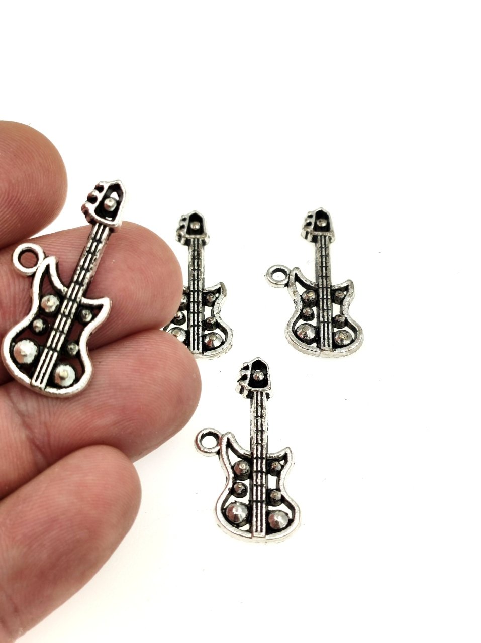 S-057 Boyalı Gümüş Gitar Sallantı