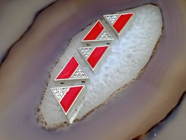 Taşlı Mineli Bileklik Ara Malzemesi Mat Gümüş Kırmızı Üçgen