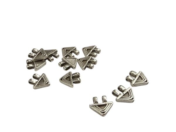 Antik Gümüş Kaplama Minimal Üçgen Sallantı