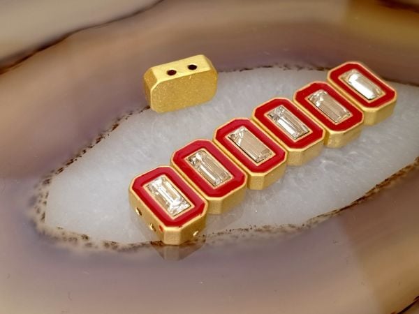 Bileklik Ara Malzemesi Mat Altın Kaplama Kırmızı Baget Taşlı