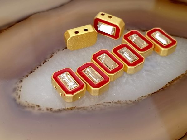 Bileklik Ara Malzemesi Mat Altın Kaplama Kırmızı Baget Taşlı