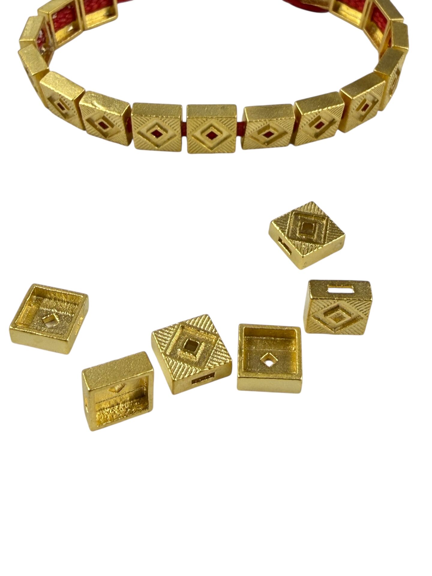 Mat Altın Kaplama Kare Bileklik Malzemesi