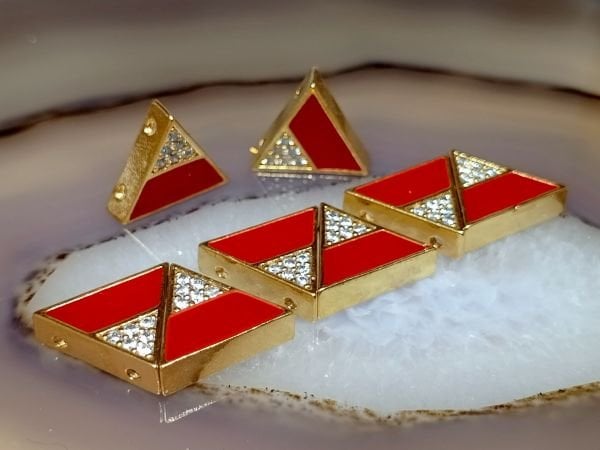 Taşlı Mineli Bileklik Ara Malzemesi Parlak Altın Kaplama Kırmızı Üçgen