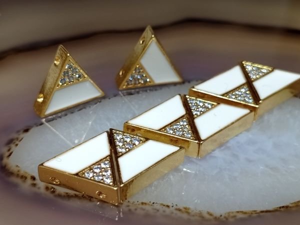 Taşlı Mineli Bileklik Ara Malzemesi Parlak Altın Kaplama Beyaz Üçgen